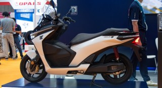 E3 Mobility Deux7 - Tân binh xe máy điện Hàn Quốc mới lạ giá 100 triệu sắp bán tại Việt Nam có gì hot?